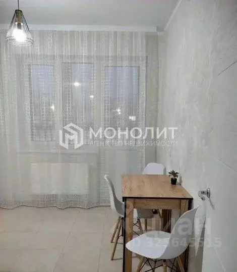 2-к кв. Белгородская область, Старый Оскол Степной мкр, 33Б (65.0 м) - Фото 2