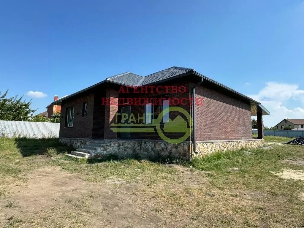 Дом в Белгородская область, Белгородский район, пос. Майский просп. ... - Фото 0