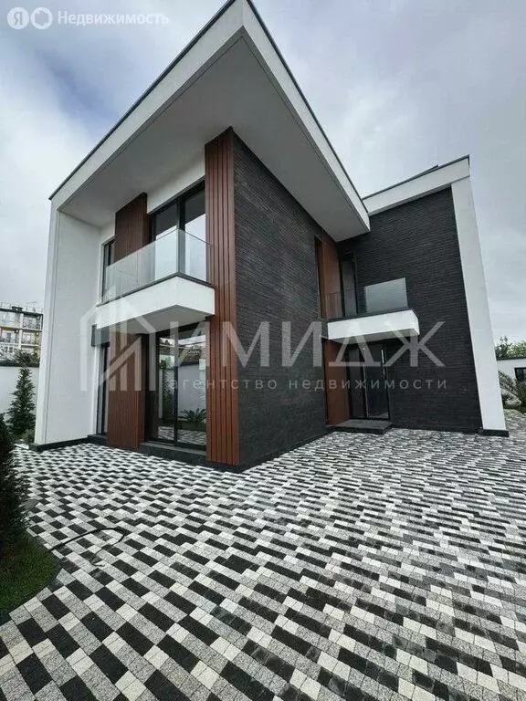 Дом в Сириус, улица Лилий, 19 (145 м) - Фото 1