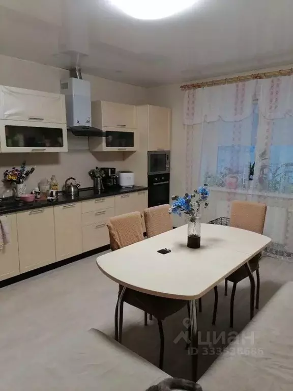 3-к кв. Тюменская область, Тюмень Кремлевская ул., 112к1 (77.6 м) - Фото 2