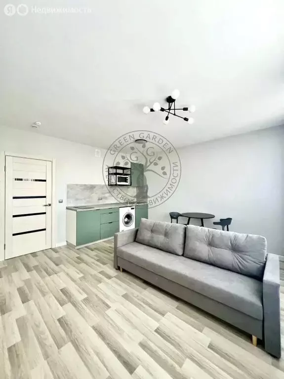 Квартира-студия: Екатеринбург, улица Академика Парина, 35 (27.8 м) - Фото 1