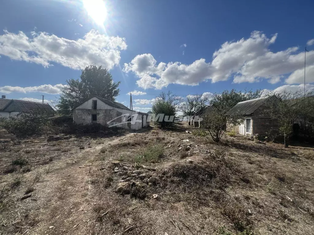 Участок в Крым, Красногвардейский район, Пятихатское с/пос, с. ... - Фото 2