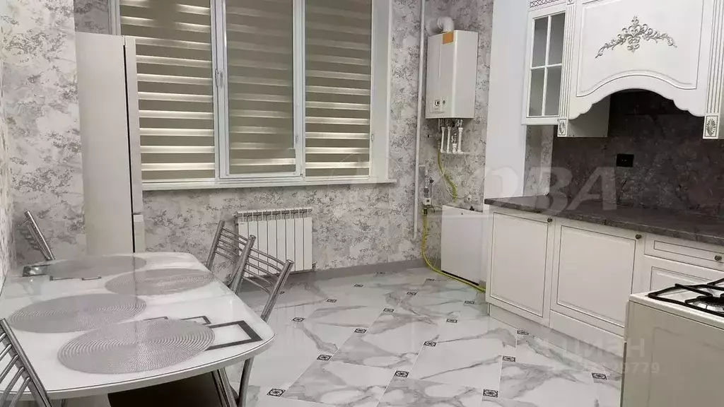 2-к кв. Дагестан, Махачкала ул. Магарамкентская, 19 (70.0 м) - Фото 1