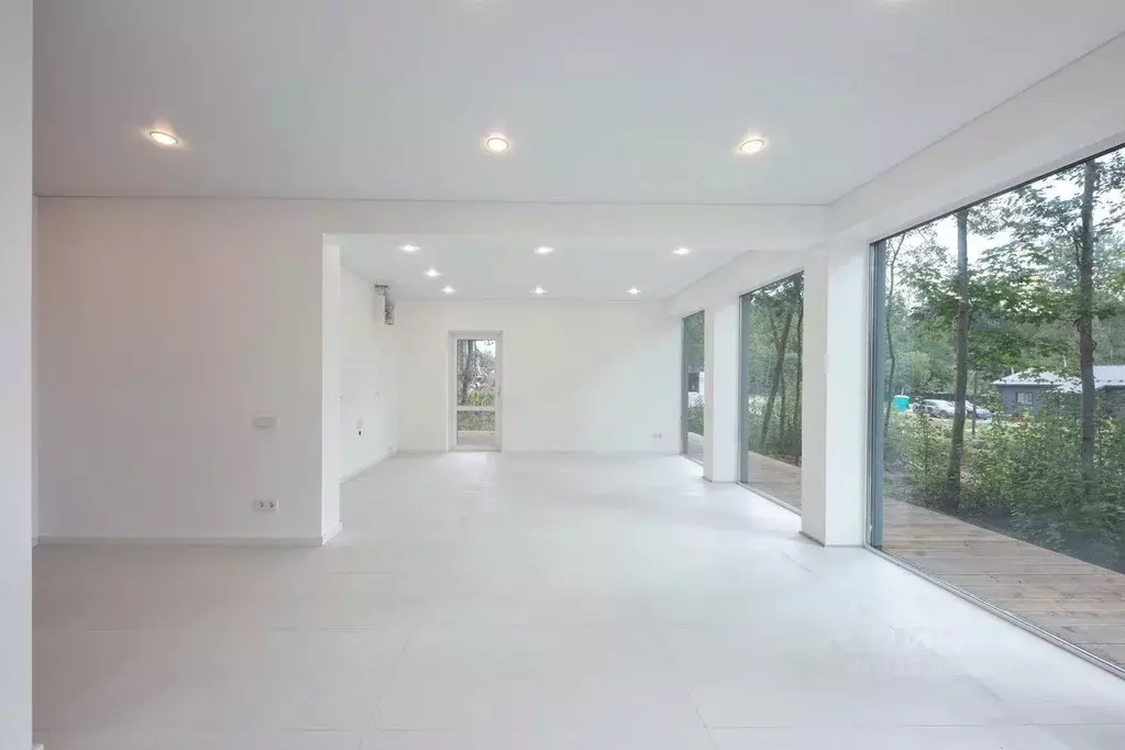 Дом в Ленинградская область, Выборгский район, Первомайское с/пос, ... - Фото 1