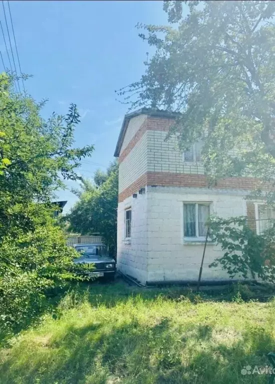 Дом в Саратовская область, Воскресенский район, Елшанское ... - Фото 1