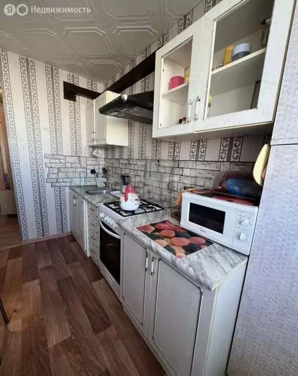 3-комнатная квартира: Ярега, улица Нефтяников, 4А (62.2 м) - Фото 2