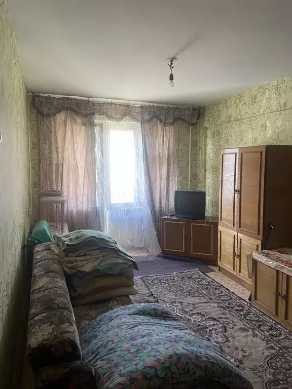 1-к кв. Иркутская область, Тайшет Имени Мясникова мкр, 10 (30.6 м) - Фото 0