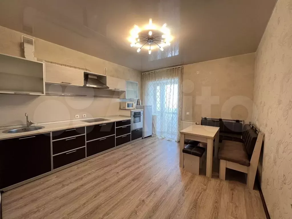 1-к. квартира, 45 м, 7/9 эт. - Фото 1