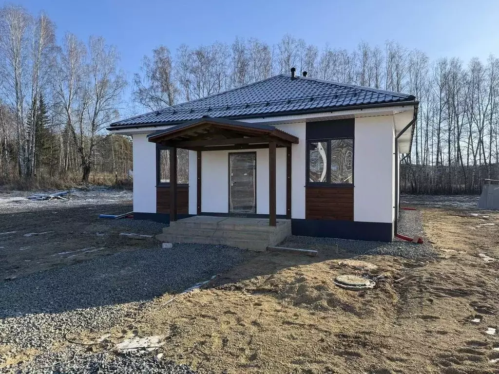 Дом в Свердловская область, Полевской муниципальный округ, с. ... - Фото 1