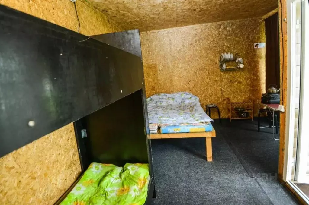 Дом в Приморский край, Находкинский городской округ, с. Анна  (16 м) - Фото 1