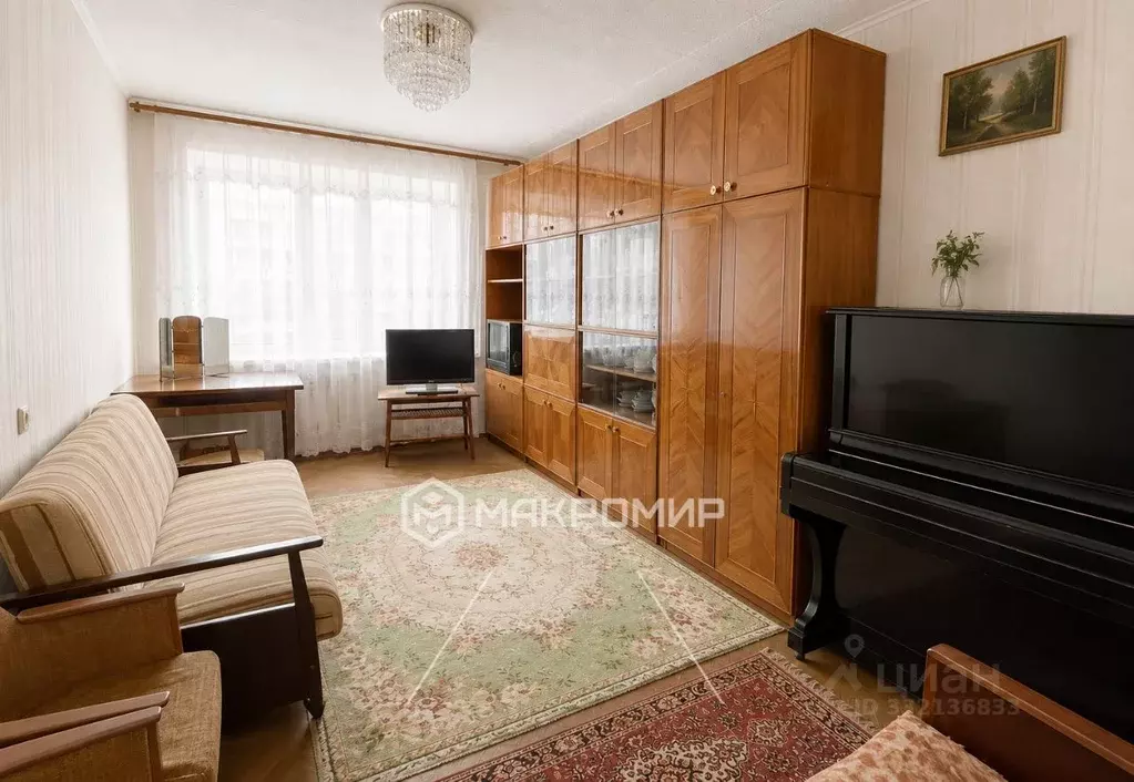 2-к кв. Татарстан, Казань ул. Космонавтов, 24 (48.0 м) - Фото 1