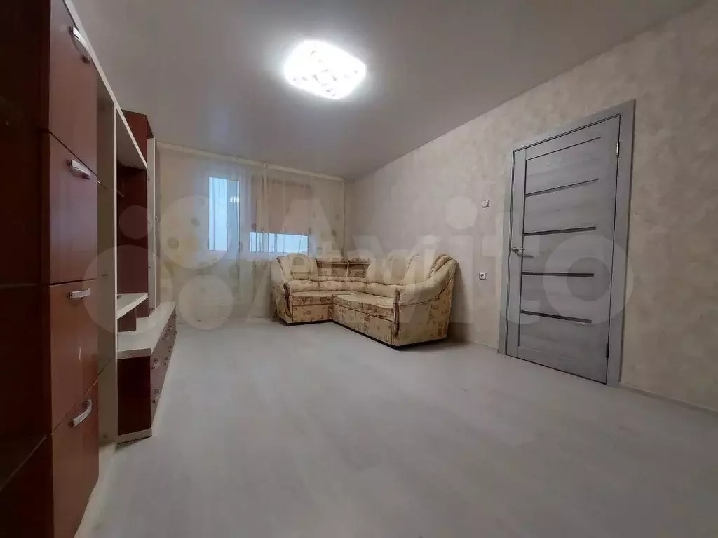 1-к. квартира, 50 м, 10/10 эт. - Фото 1