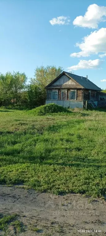 Дом в Саратовская область, Вольский район, Покровское муниципальное ... - Фото 0