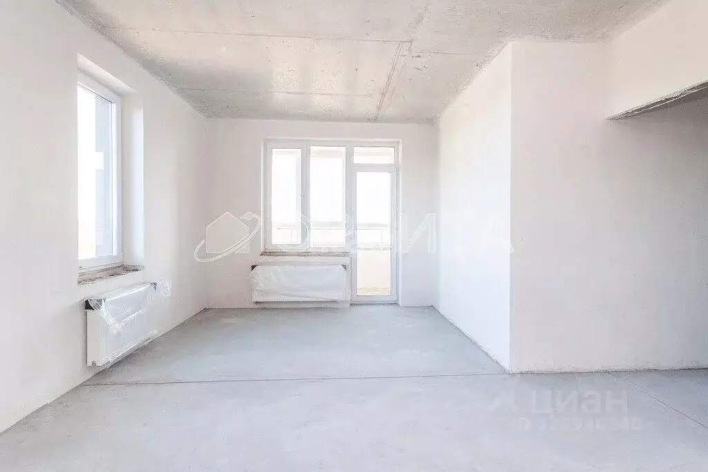 3-к кв. Тюменская область, Тюмень ул. Краснооктябрьская, 8 (83.0 м) - Фото 1