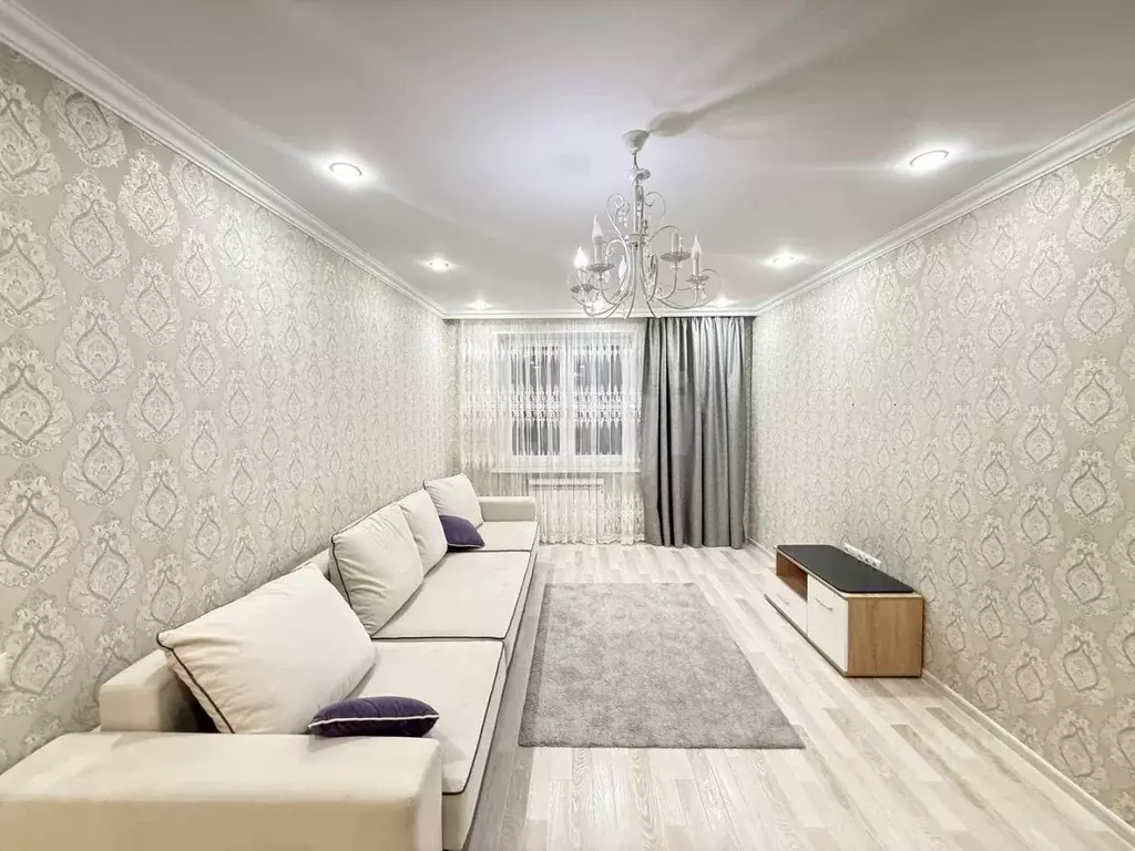 2-к кв. Северная Осетия, Владикавказ ул. Генерала Дзусова, 20 (75.0 м) - Фото 1