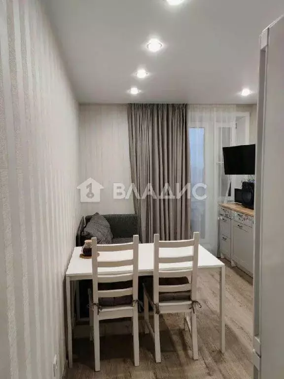 Продается 1-комнатная квартира - Фото 1