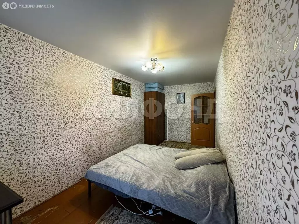 4-комнатная квартира: Абакан, улица Крылова, 88 (77 м) - Фото 0