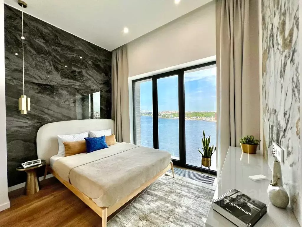 Студия Санкт-Петербург наб. Макарова, 58с2 (28.0 м) - Фото 0