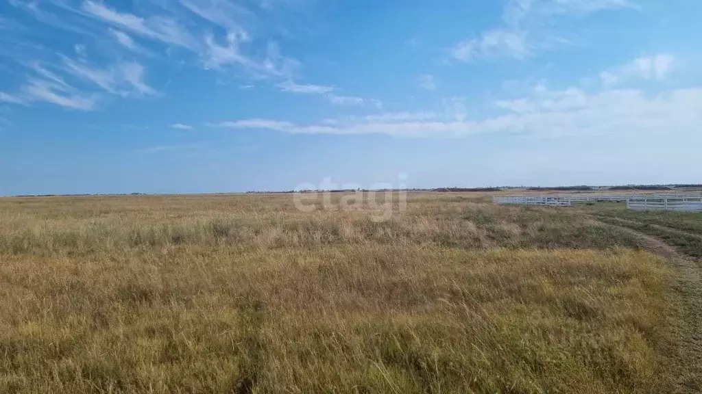 Участок в Крым, Сакский район, с. Штормовое ул. Крымская (12.0 сот.) - Фото 0