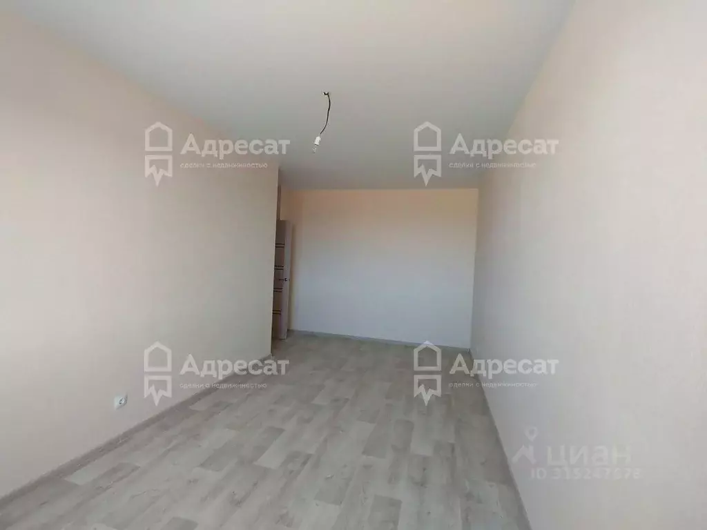 3-к кв. Волгоградская область, Волгоград ул. Ломоносова, 87 (62.0 м) - Фото 0