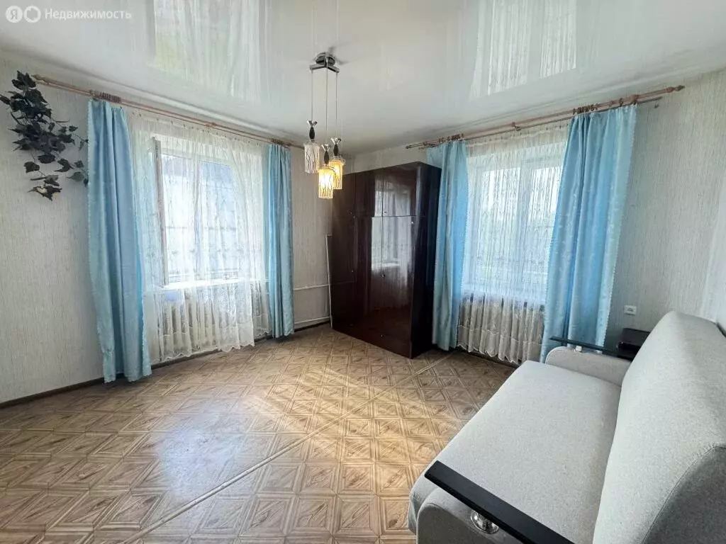2-комнатная квартира: село Железнодорожный, Садовая улица, 5 (57 м) - Фото 0