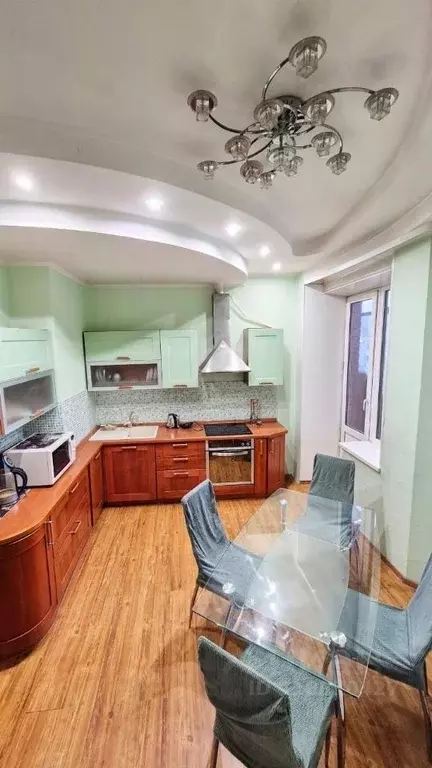 2-к кв. Татарстан, Казань ул. Лейтенанта Шмидта, 3/15 (70.0 м) - Фото 0