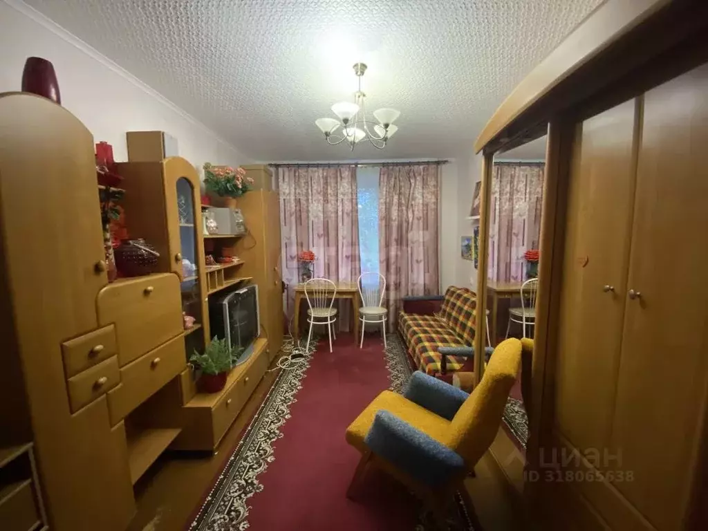 3-к кв. Ленинградская область, Кириши Волховская наб., 6 (54.8 м) - Фото 0