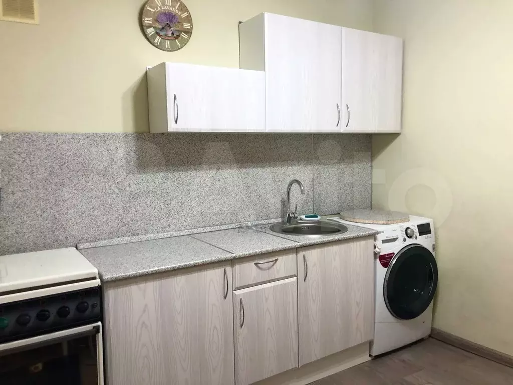 1-к. квартира, 37 м, 4/9 эт. - Фото 0