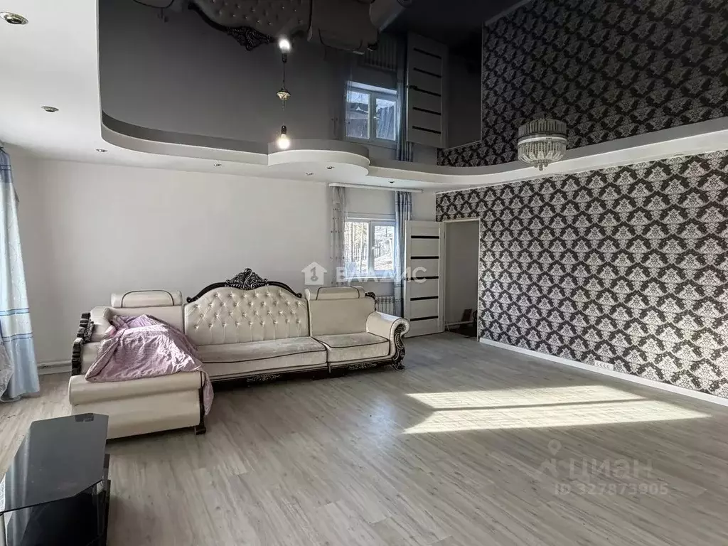 Дом в Бурятия, Улан-Удэ Таежный кв-л,  (227 м) - Фото 0