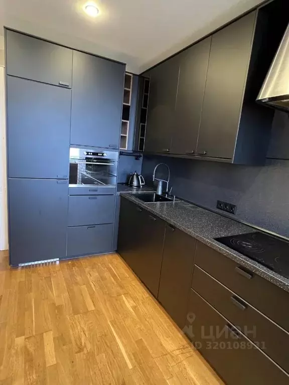 2-к кв. Санкт-Петербург ул. Бадаева, 14к1 (62.4 м) - Фото 0