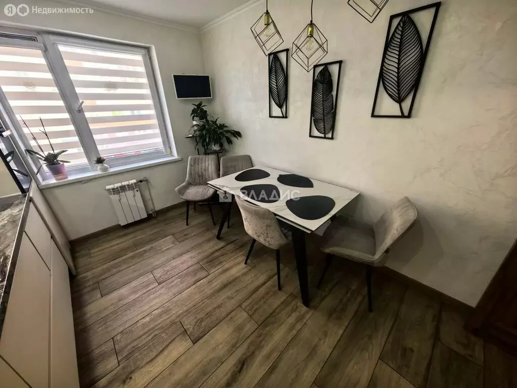 3-комнатная квартира: Калининград, улица Согласия, 33 (75 м) - Фото 1