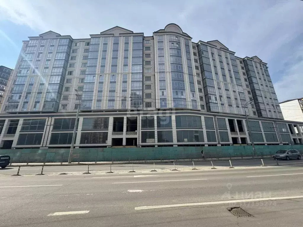 3-к кв. Дагестан, Каспийск просп. Акулиничева, 7 (97.0 м) - Фото 0