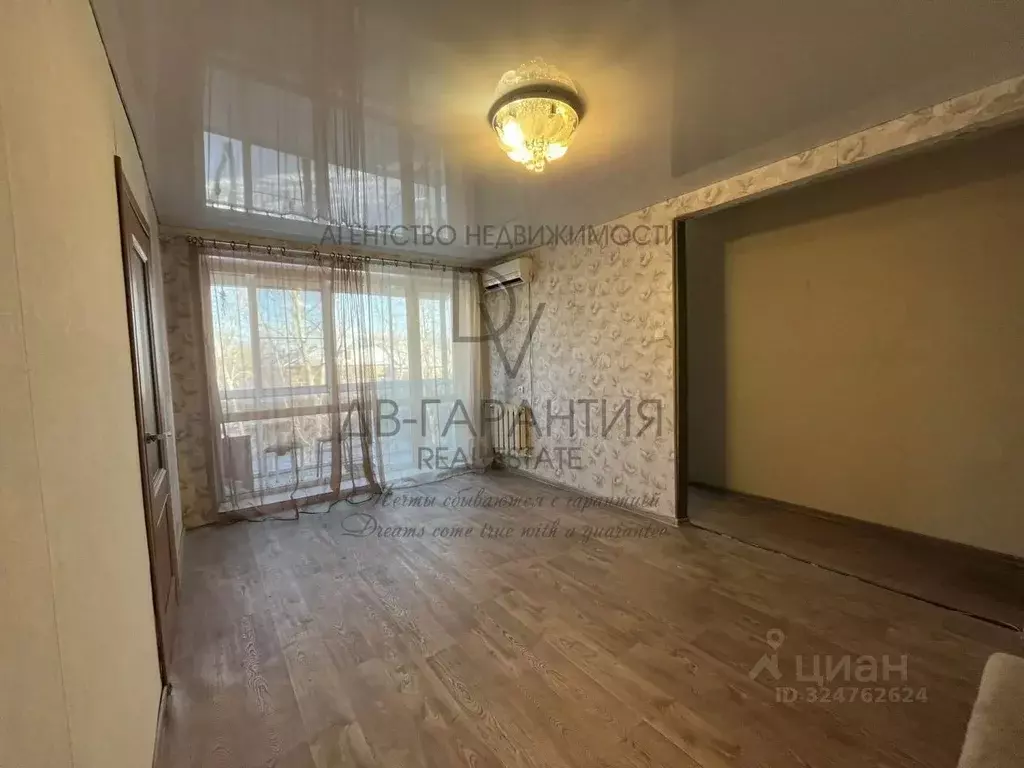 2-к кв. Хабаровский край, Комсомольск-на-Амуре Октябрьский просп., 40 ... - Фото 1