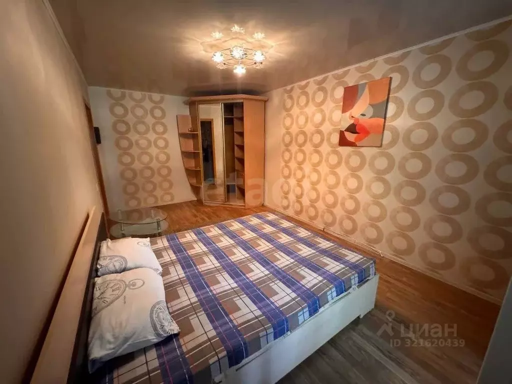 1-к кв. Челябинская область, Челябинск ул. Горького, 65б (30.0 м) - Фото 0