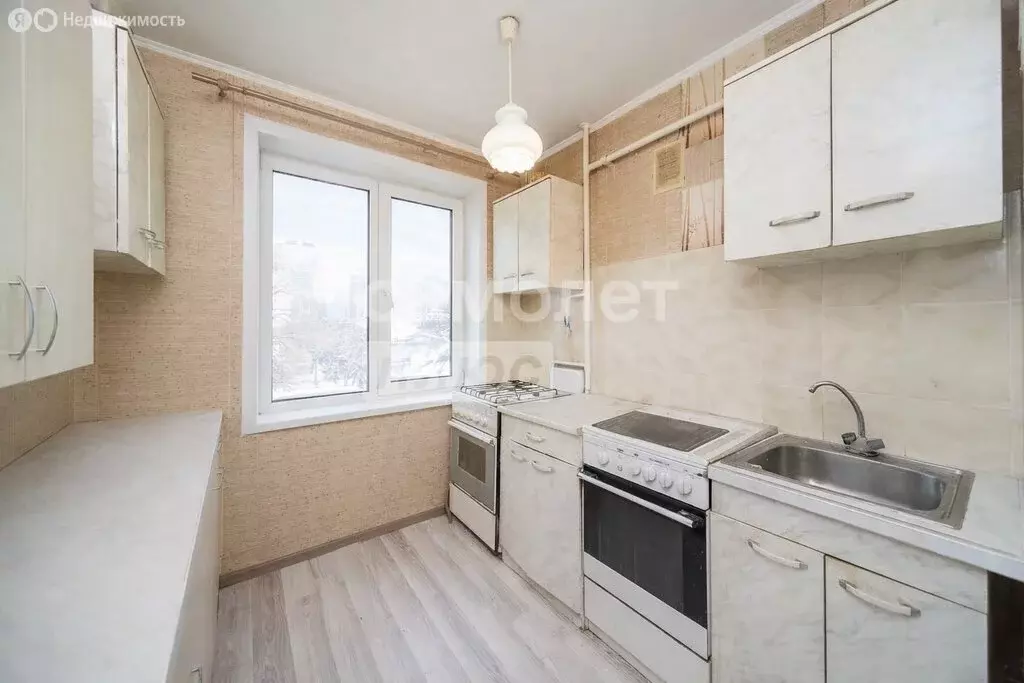 3-комнатная квартира: Пермь, Косьвинская улица, 13 (46 м) - Фото 1