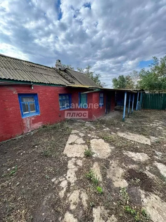 Дом в Калмыкия, Яшалтинский район, пос. Бага Тугтун  (50 м) - Фото 1