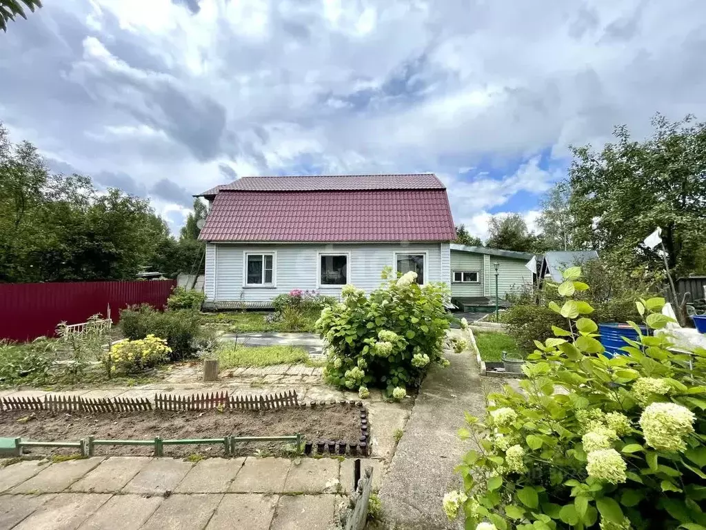 Дом в Смоленская область, Ярцево Дорожная ул. (97 м) - Фото 0