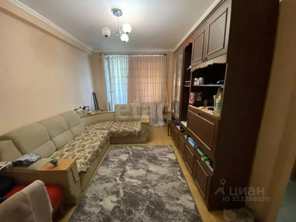 3-к кв. Крым, Симферопольский район, Молодежное пгт ул. Строителей ... - Фото 1