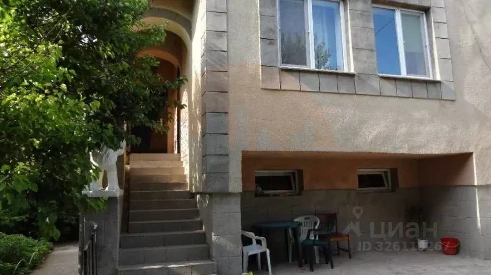 Дом в Крым, Саки ул. Вольная (240 м) - Фото 2