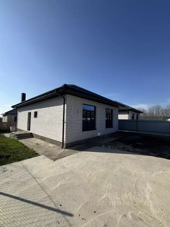 Дом в Краснодарский край, Новороссийск городской округ, Натухаевская ... - Фото 1