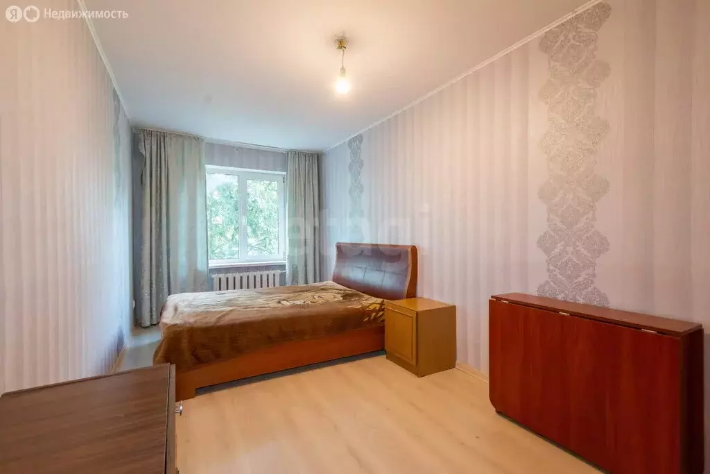 3-комнатная квартира: Калининград, улица Дзержинского, 104 (58.7 м) - Фото 0