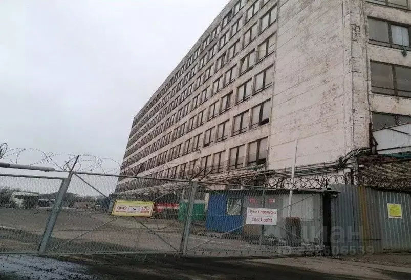 Производственное помещение в Санкт-Петербург просп. Стачек, 47 (4500 ... - Фото 0
