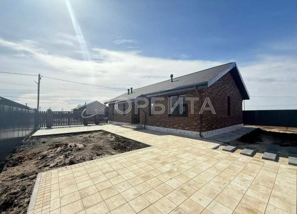 Дом в Тюменская область, Тюменский район, д. Елань 14 (100 м) - Фото 0