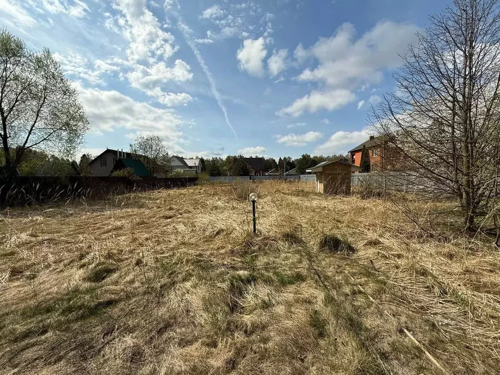 Участок в Московская область, Наро-Фоминский городской округ, д. ... - Фото 1