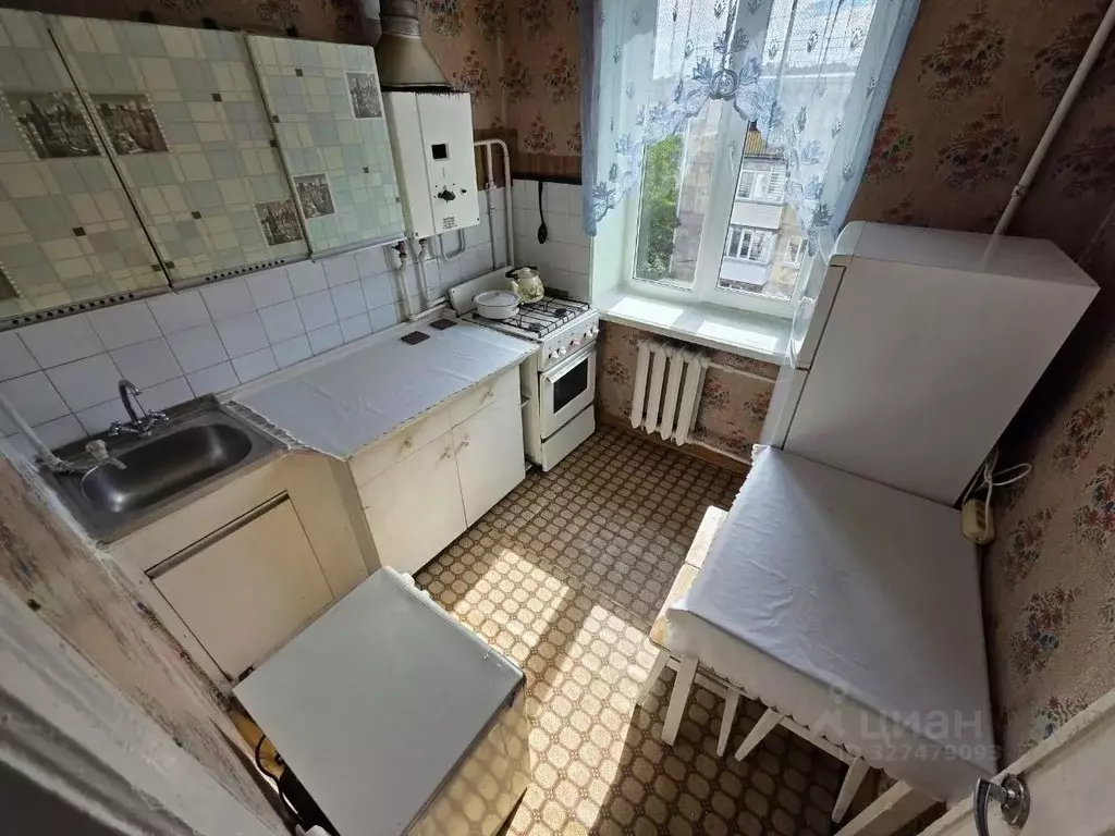 2-к кв. Севастополь ул. Адмирала Октябрьского, 12 (55.0 м) - Фото 2