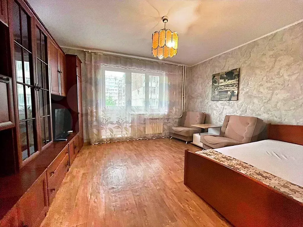1-к. квартира, 45 м, 3/10 эт. - Фото 0