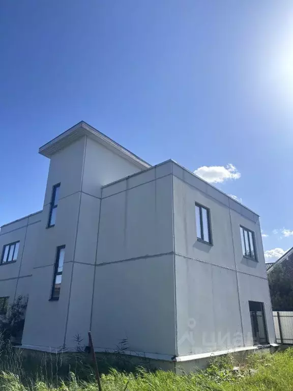 Дом в Санкт-Петербург Сергиево тер., ул. Красных Курсантов, 2к3 (300 ... - Фото 1