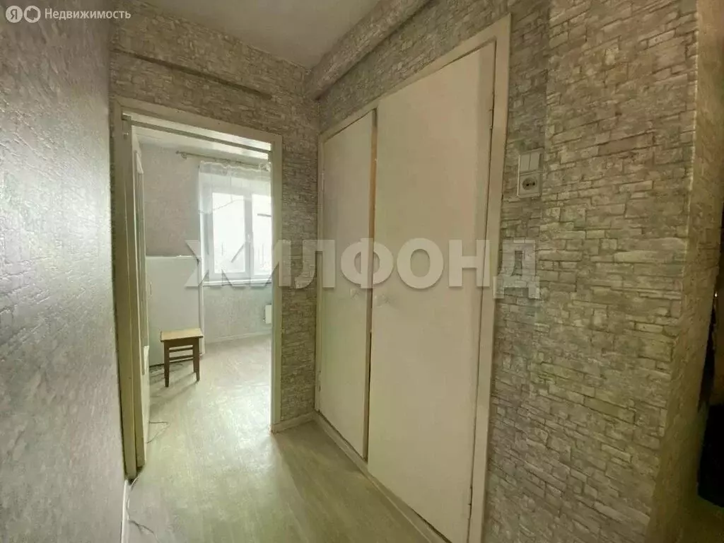 1-комнатная квартира: Абакан, Торговая улица, 10 (27.5 м) - Фото 1