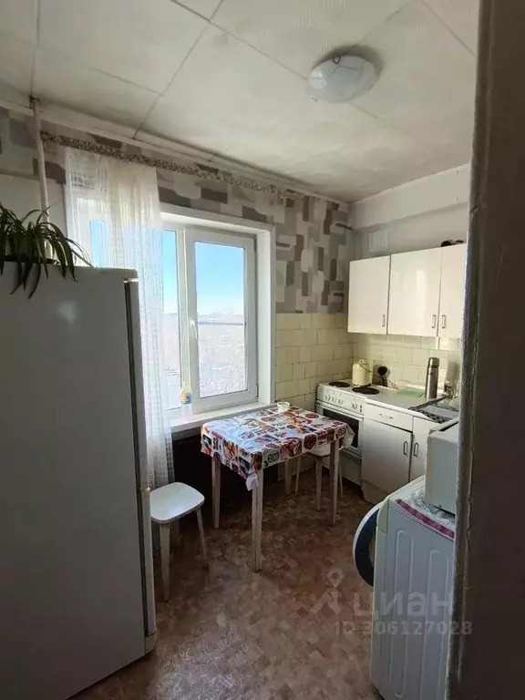 Комната Алтайский край, Барнаул ул. Панфиловцев, 3 - Фото 1