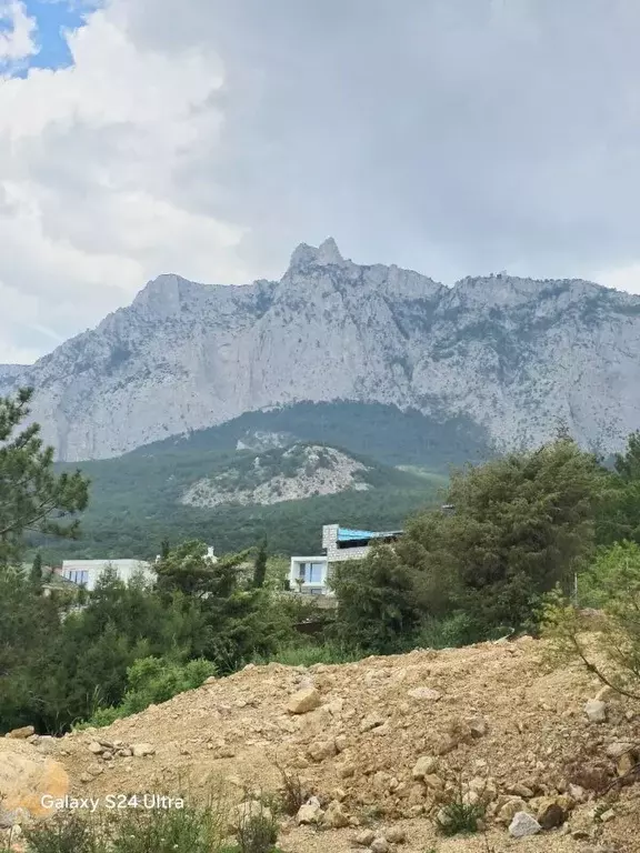 Участок в Крым, Ялта муниципальный округ, Кореиз пгт ш. Алупкинское, ... - Фото 1